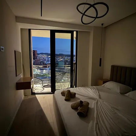 Luxury Skyline -tirana Center 公寓